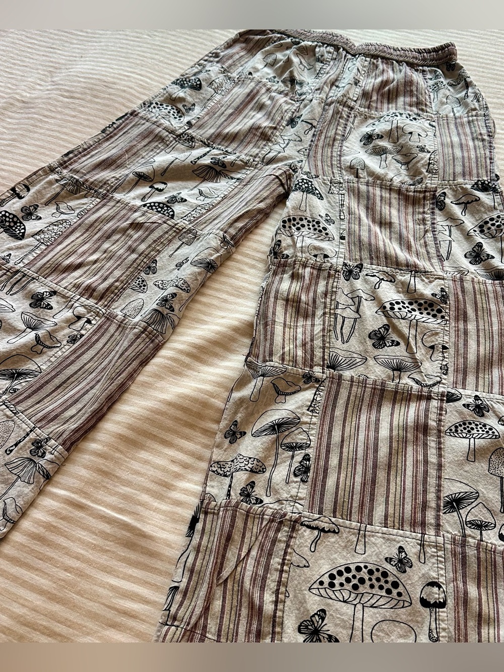 rising international cotton patchwork pants / size large - Picture 4 of 5